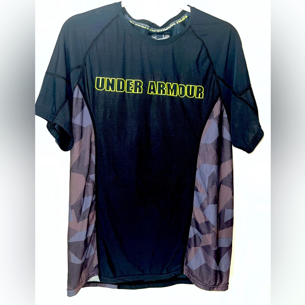 Under Armor Fitted Men's HeatGear® Short Sleeve